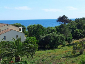 STUDIO VUE MER ET CHATEAU EN PROVENCE